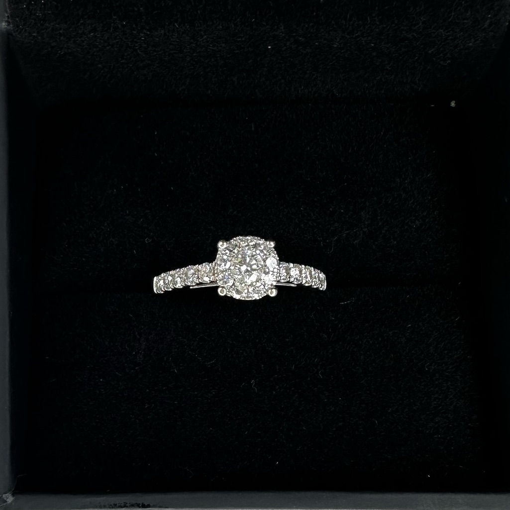 Wedding Ring.